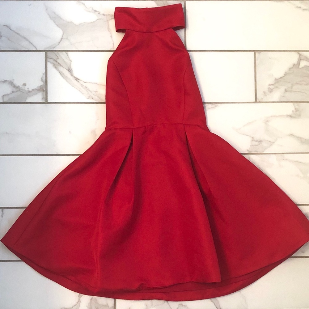 BACKLESS RED COCKTAIL DRESS-S